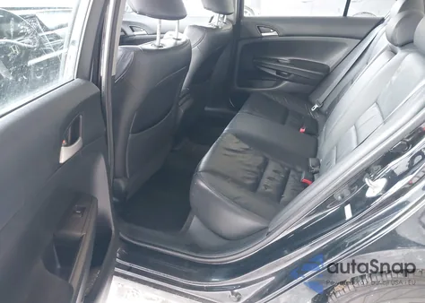 2011 Honda Accord 2.4 Se z USA, uszkodzony, nr VIN 1HGCP2F60BA136028